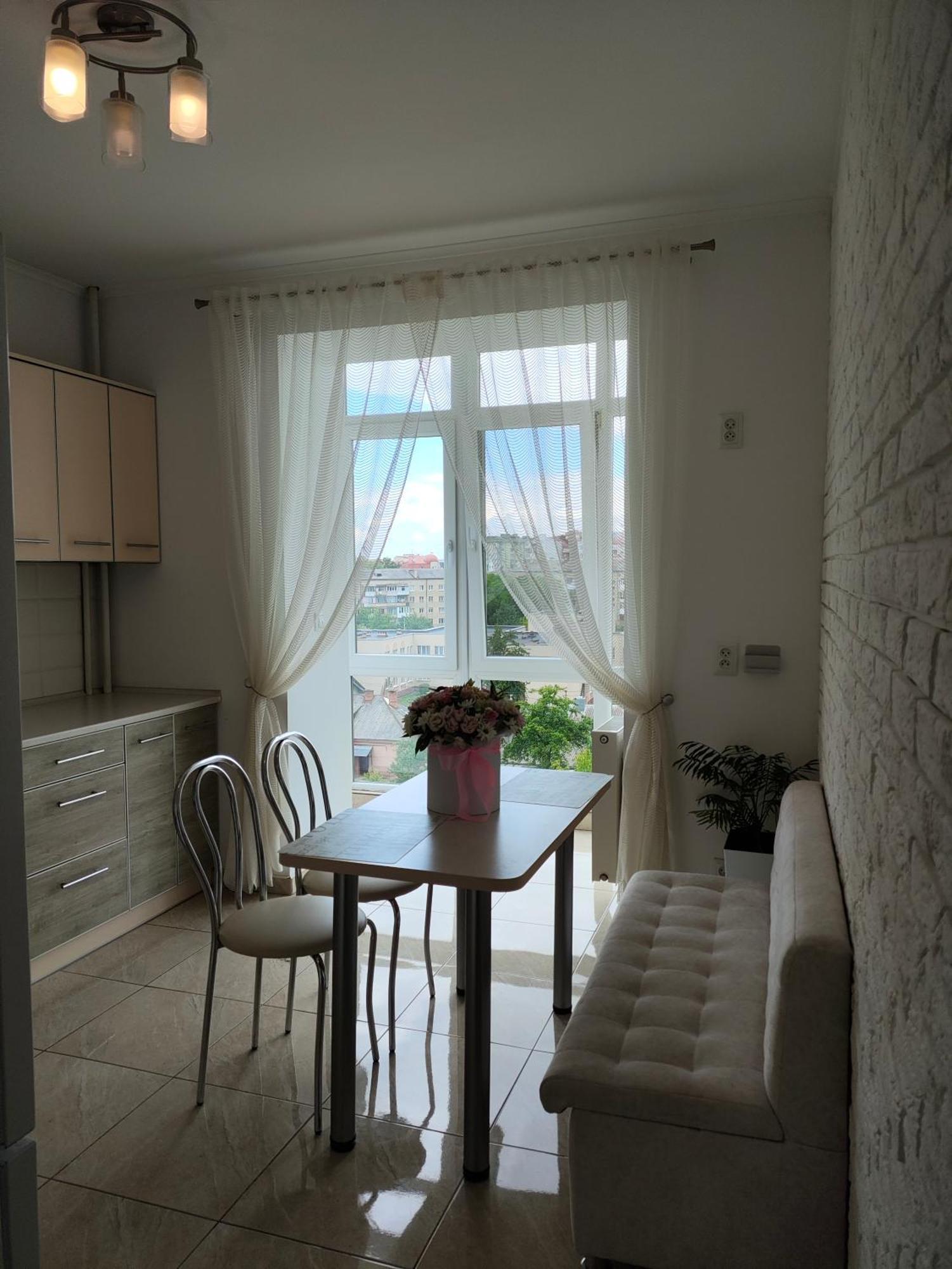 Ferienwohnung Zlata De Luxe Iwano-Frankiwsk Exterior foto