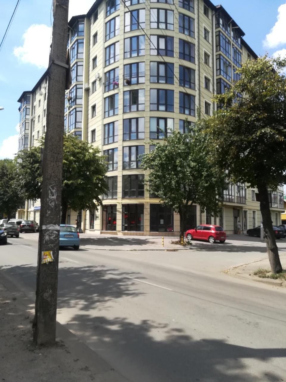 Ferienwohnung Zlata De Luxe Iwano-Frankiwsk Exterior foto